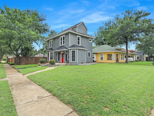 1200 W Walker Street, Denison, TX 75020