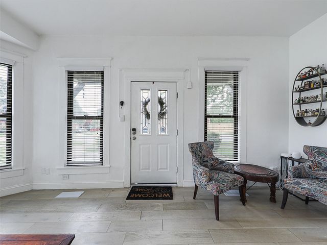 1200 W Walker Street, Denison, TX 75020