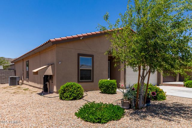 8012 S MAGIC Drive, Casa Grande, AZ 85193