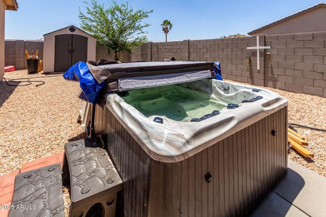 8012 S MAGIC Drive, Casa Grande, AZ 85193