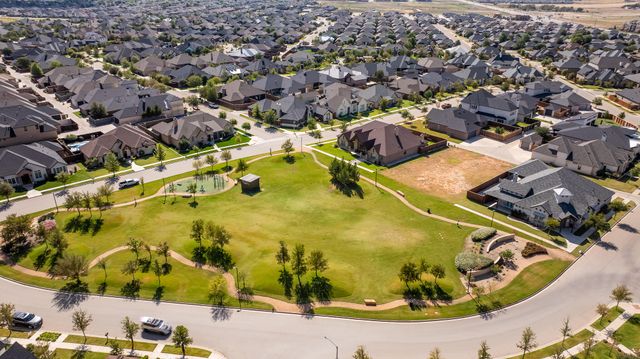 8901 La Salle, Rear Avenue, Lubbock, TX 79424