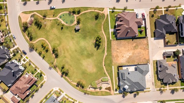 8901 La Salle, Rear Avenue, Lubbock, TX 79424