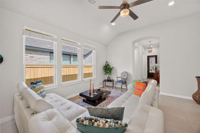 21207 Electric Light Trail, Cypress, TX 77433