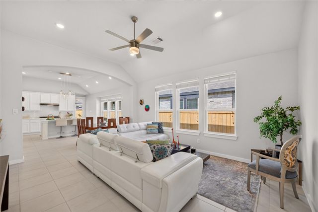 21207 Electric Light Trail, Cypress, TX 77433