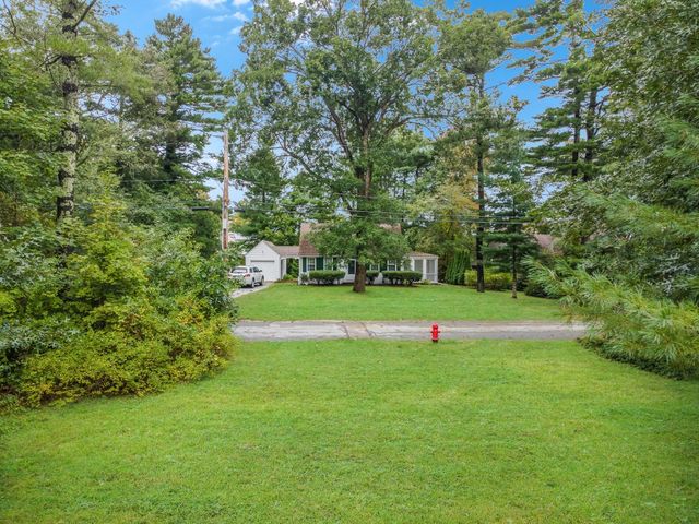 36 Allen Street, Marion, MA 02738