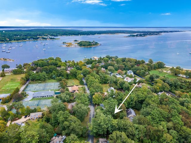 36 Allen Street, Marion, MA 02738