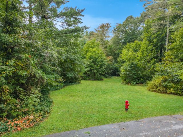 36 Allen Street, Marion, MA 02738
