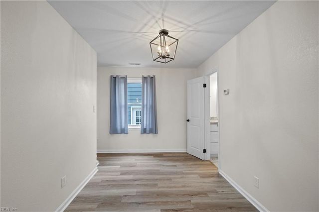 8021 Crescent RD, Norfolk, VA 23505