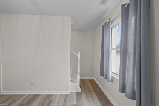 8021 Crescent RD, Norfolk, VA 23505