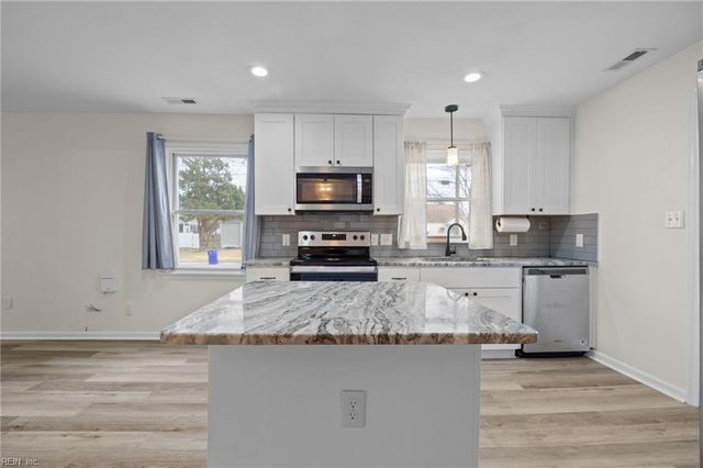 8021 Crescent RD, Norfolk, VA 23505