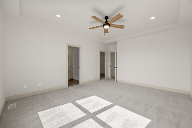 1297 Hickory Ridge Dr, Marion, IA 52302