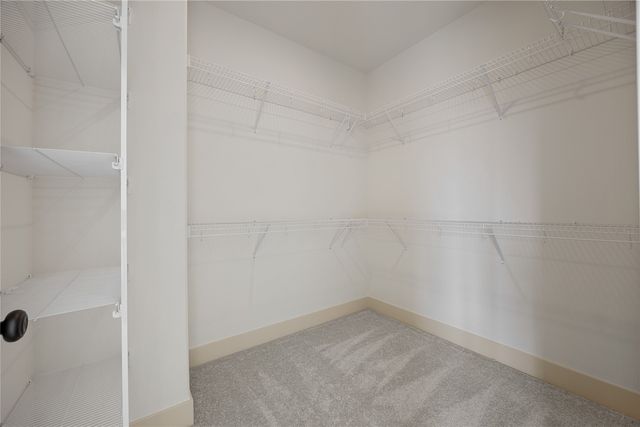 1297 Hickory Ridge Dr, Marion, IA 52302