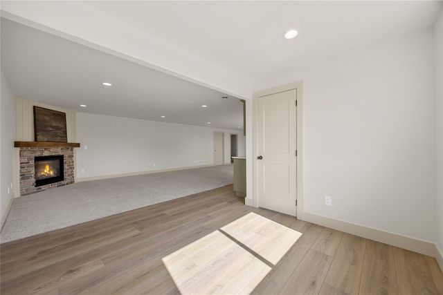 1297 Hickory Ridge Dr, Marion, IA 52302