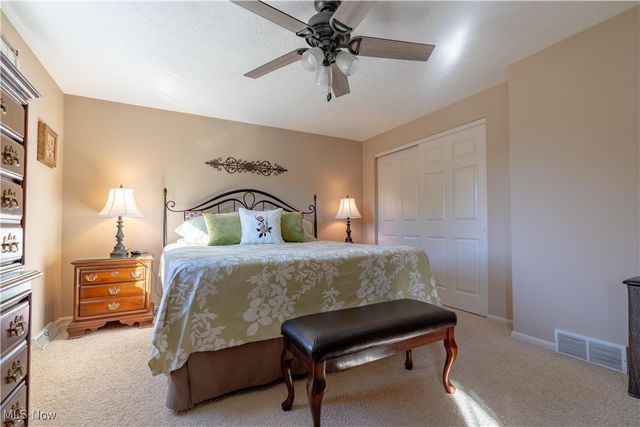 7272 Ashburton Circle NW, North Canton, OH 44720