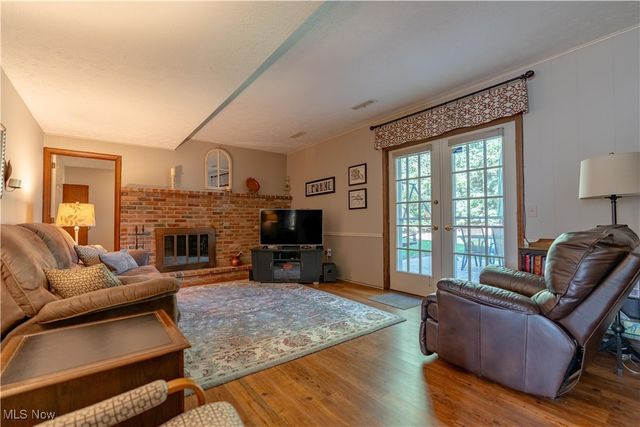 7272 Ashburton Circle NW, North Canton, OH 44720