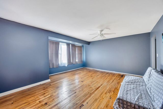 11 Marlo Lane, Hauppauge, NY 11788