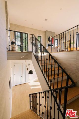 2591 Leicester Drive, Los Angeles, CA 90046
