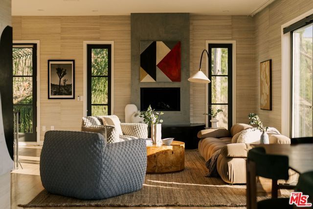 2591 Leicester Drive, Los Angeles, CA 90046