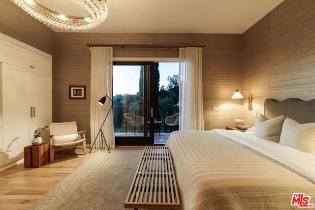 2591 Leicester Drive, Los Angeles, CA 90046