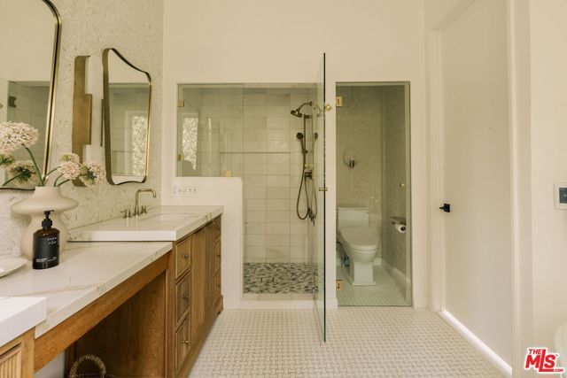 2591 Leicester Drive, Los Angeles, CA 90046