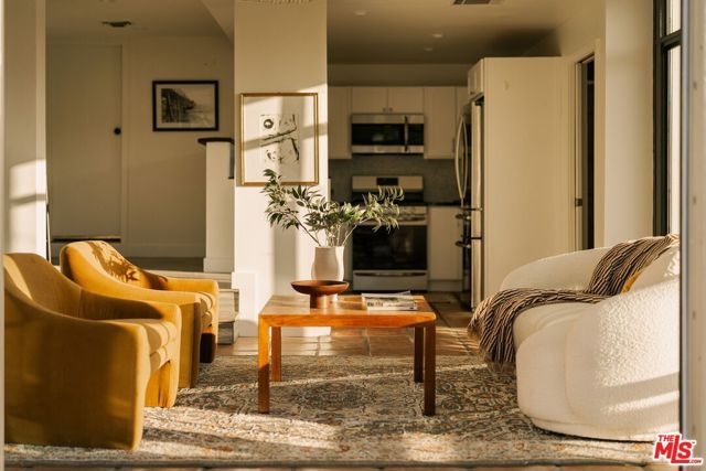 2591 Leicester Drive, Los Angeles, CA 90046
