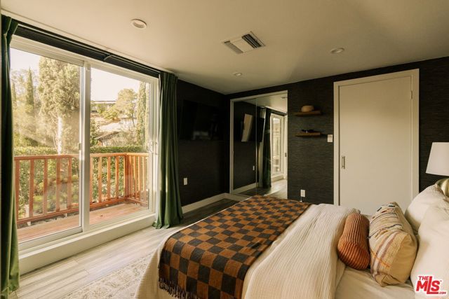 2591 Leicester Drive, Los Angeles, CA 90046
