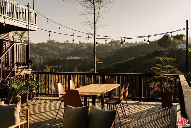 2591 Leicester Drive, Los Angeles, CA 90046