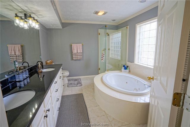 3505 Spring Ln, Bryan, TX 77802