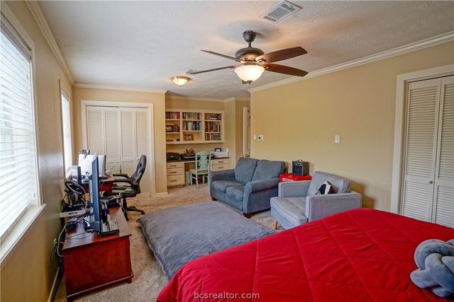 3505 Spring Ln, Bryan, TX 77802