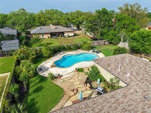 3505 Spring Ln, Bryan, TX 77802
