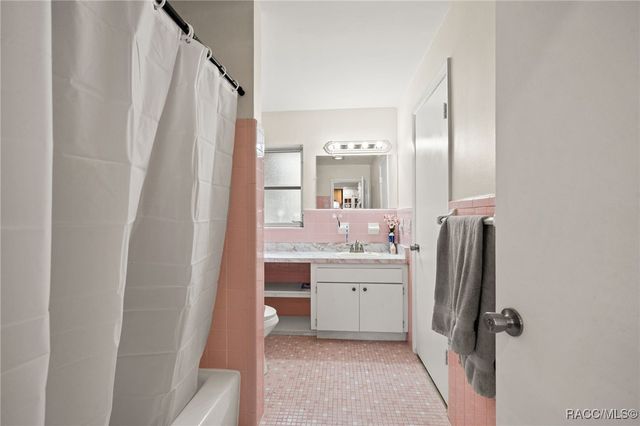 6422 Fairlawn Street, Spring Hill, FL 34606