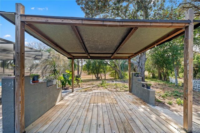 6422 Fairlawn Street, Spring Hill, FL 34606