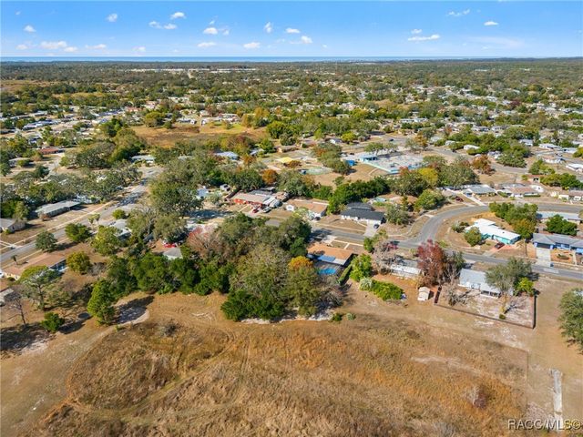 6422 Fairlawn Street, Spring Hill, FL 34606