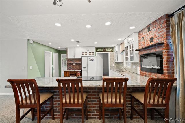 6422 Fairlawn Street, Spring Hill, FL 34606