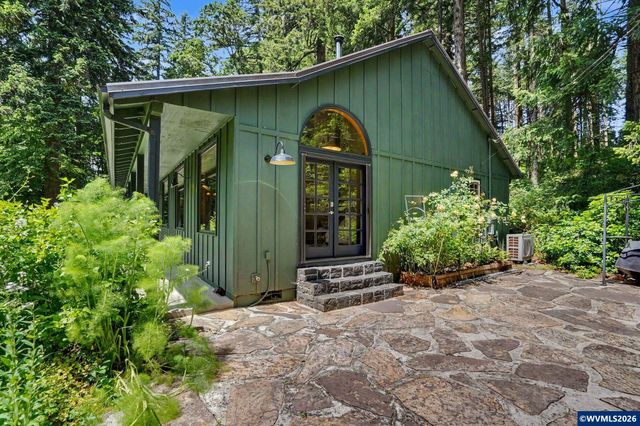 6582 Liberty Rd S, Salem, OR 97306