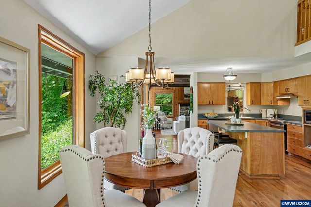 6582 Liberty Rd S, Salem, OR 97306