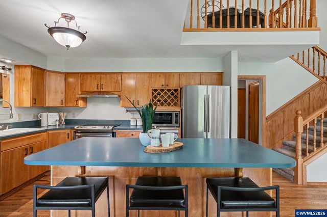 6582 Liberty Rd S, Salem, OR 97306