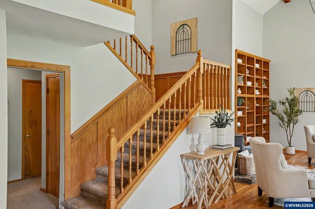 6582 Liberty Rd S, Salem, OR 97306