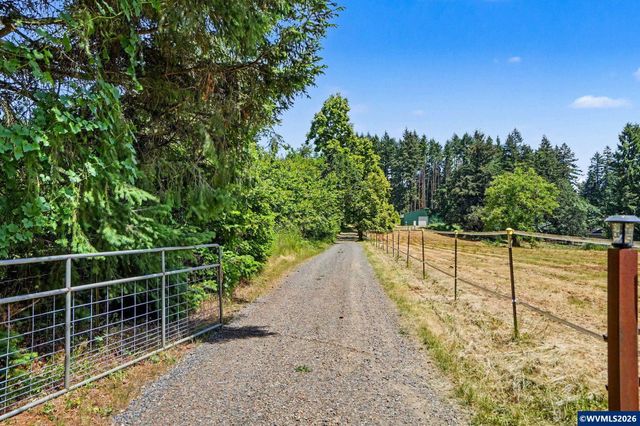 6582 Liberty Rd S, Salem, OR 97306