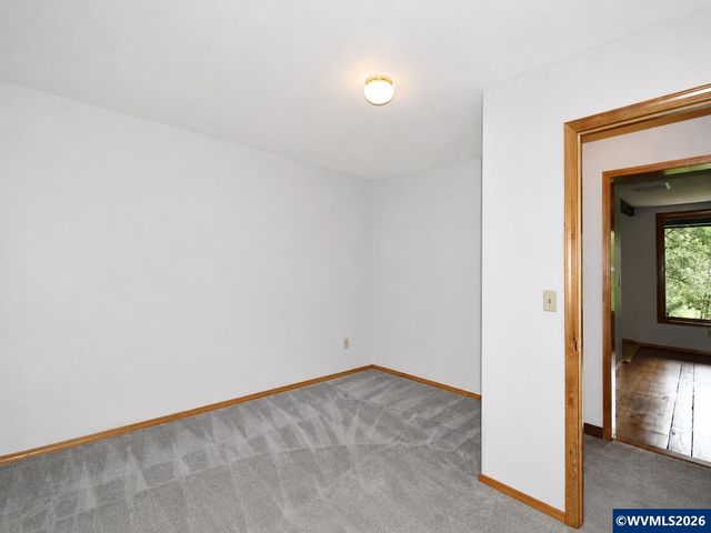 6582 Liberty Rd S, Salem, OR 97306