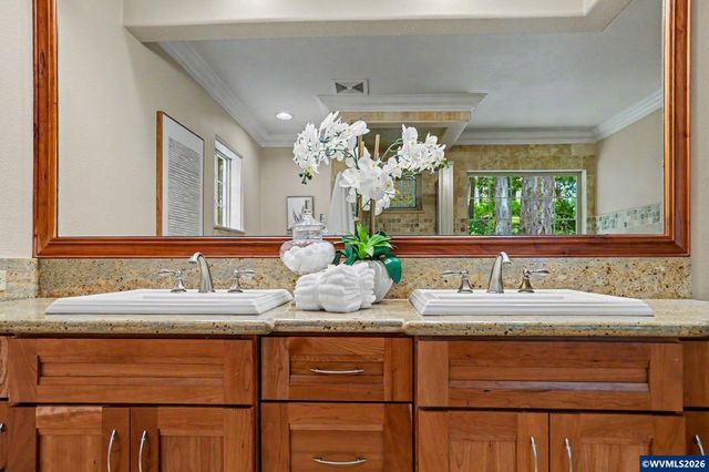 6582 Liberty Rd S, Salem, OR 97306