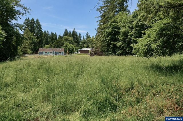 6582 Liberty Rd S, Salem, OR 97306