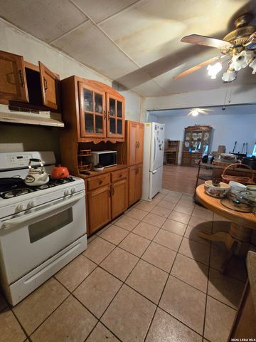 2603 Arbor Pl, San Antonio, TX 78228