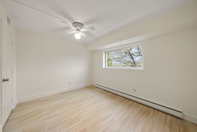 53 Melrose St 5H, Melrose, MA 02176