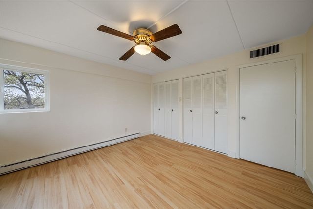 53 Melrose St 5H, Melrose, MA 02176