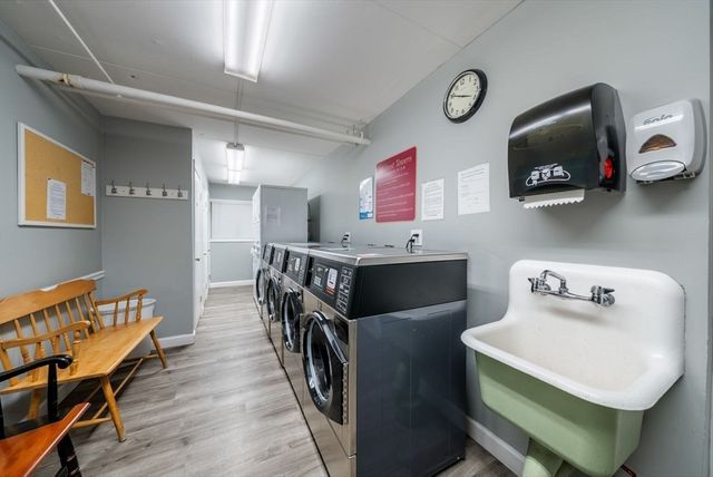53 Melrose St 5H, Melrose, MA 02176