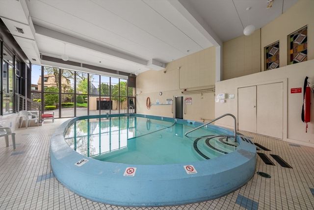 53 Melrose St 5H, Melrose, MA 02176
