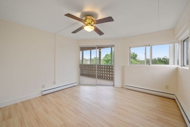 53 Melrose St 5H, Melrose, MA 02176