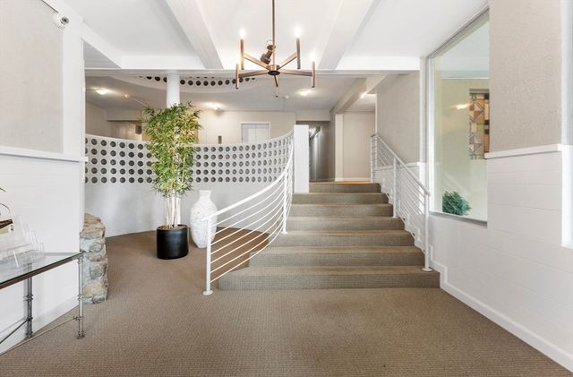 53 Melrose St 5H, Melrose, MA 02176