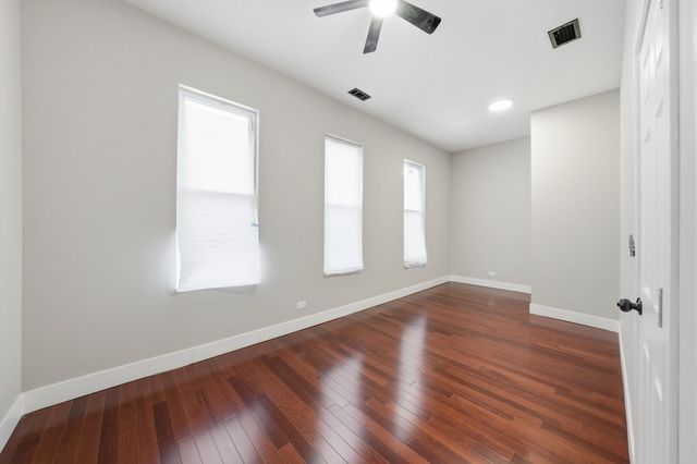 7017 S Normal Boulevard, Chicago, IL 60621